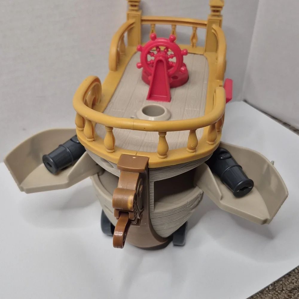 Adventure Pirate Ship Playset -‎ Red and Tan